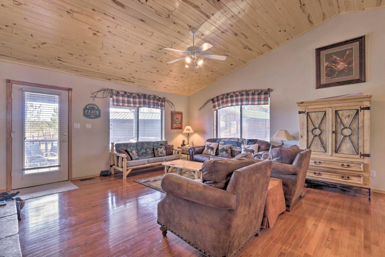 Bison Ranch Cabin With Pond On-Site Hike And Fish! Overgaard Extérieur photo